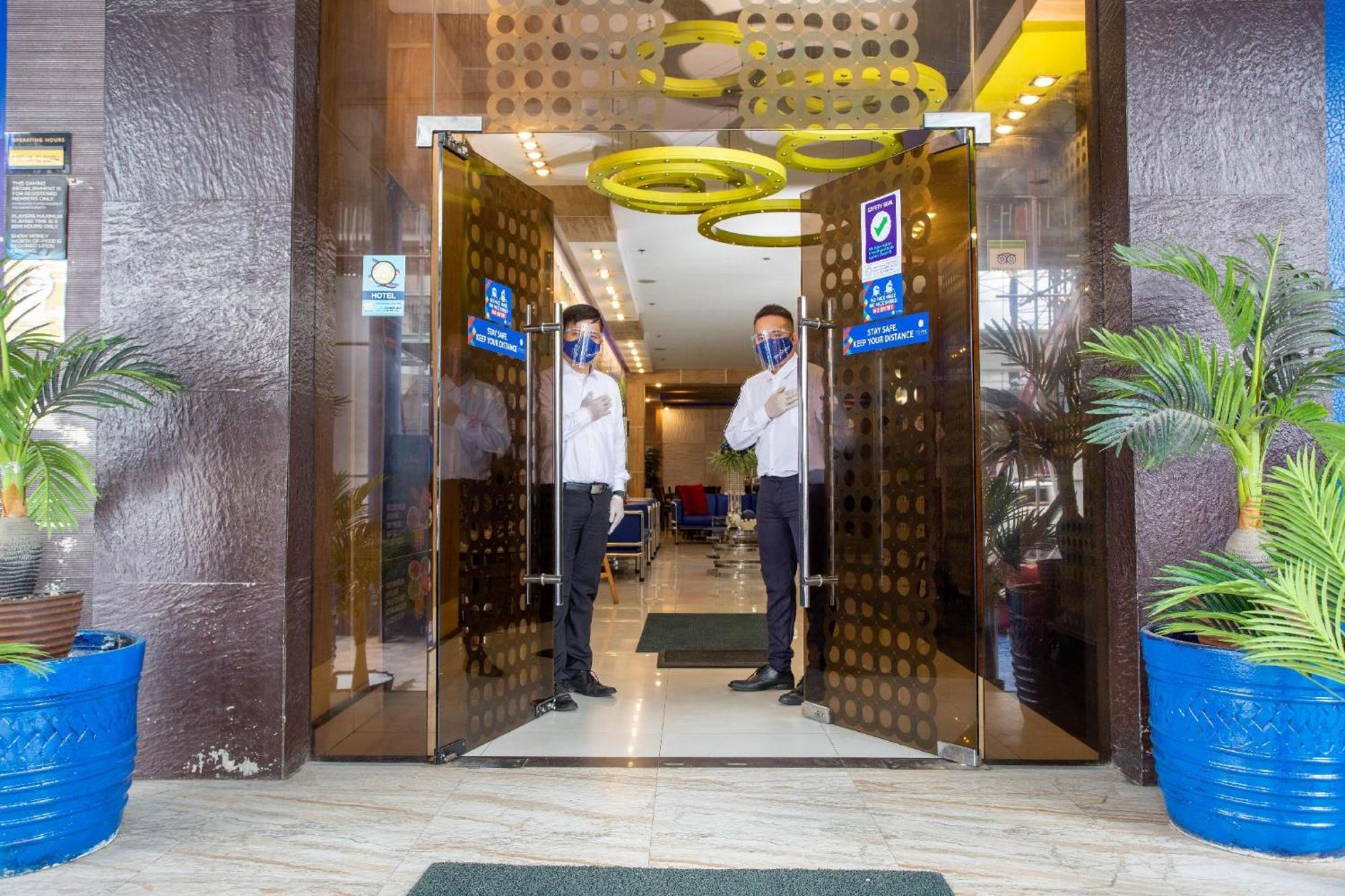 Hotel Dreamworld North Edsa Quezon City Bagian luar foto