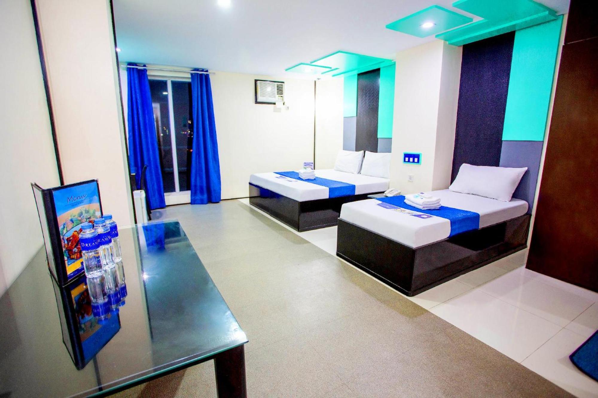 Hotel Dreamworld North Edsa Quezon City Bagian luar foto